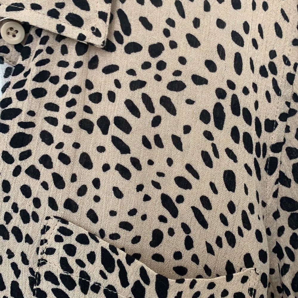 Leopard button up. - Picture 4 of 4